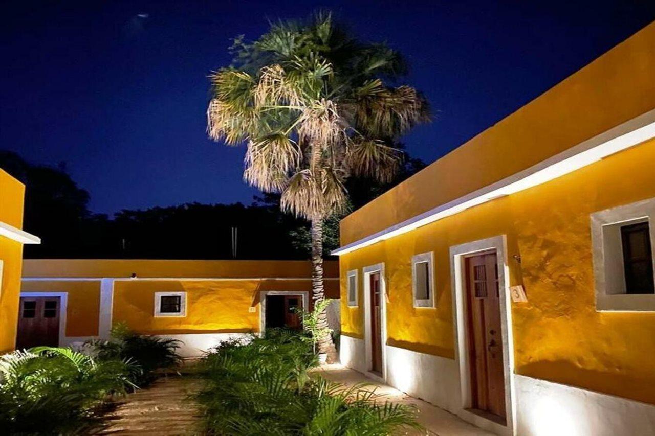 Hotel Unknown Merida Exterior photo